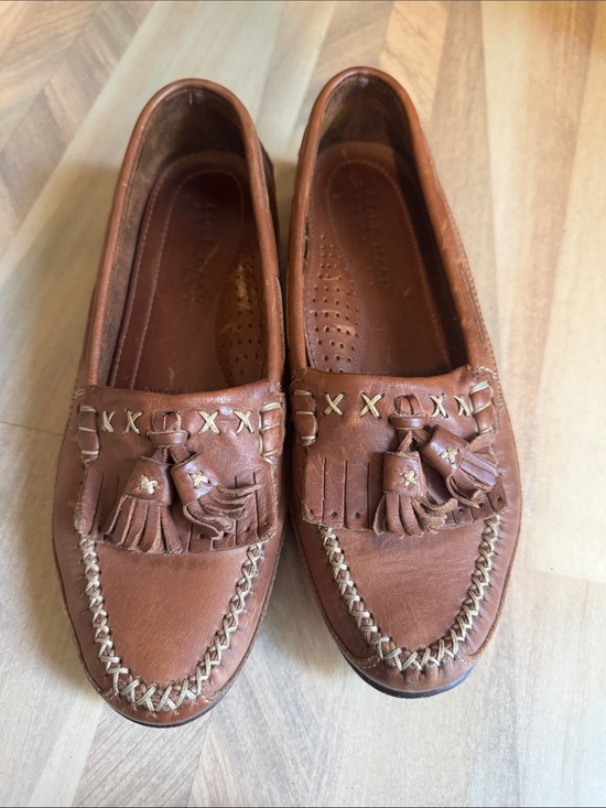 Cole Haan Shoes - Cole Haan Women's Tan Leather Tassel Loafers
